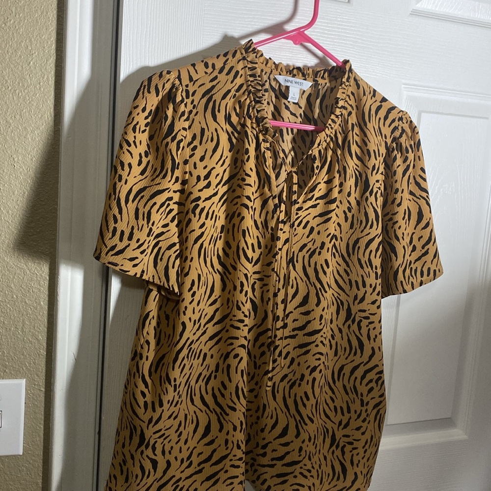 Nine West Black and Tan animal print Blouse